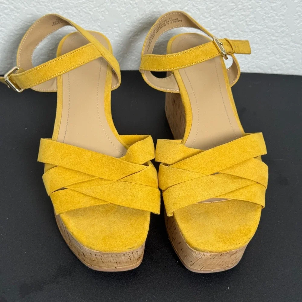 H&M Platform Wedge Sandals Womens 8.5 Yellow Faux Suede Cork Boho